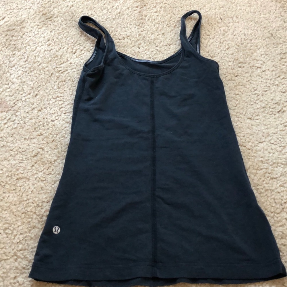 Lululemon tank